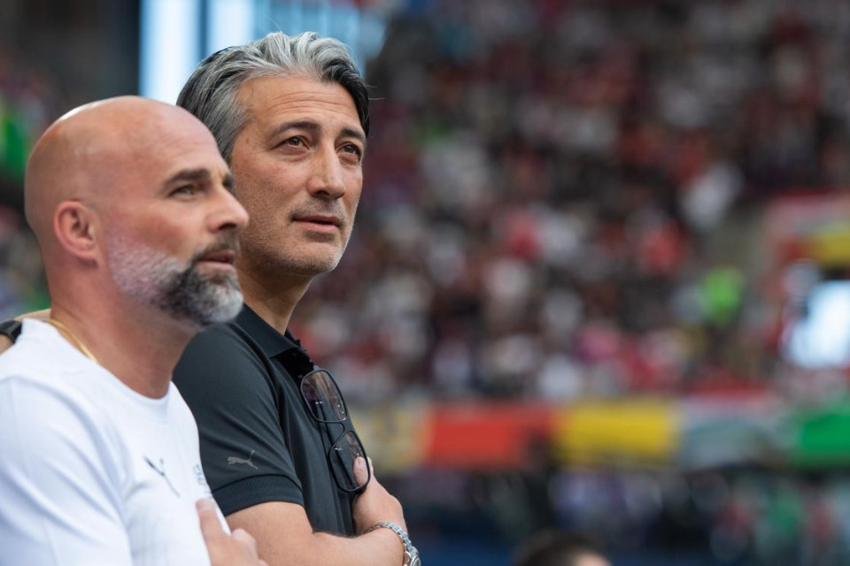 Murat Yakin in tribuna per Cagliari-Inter