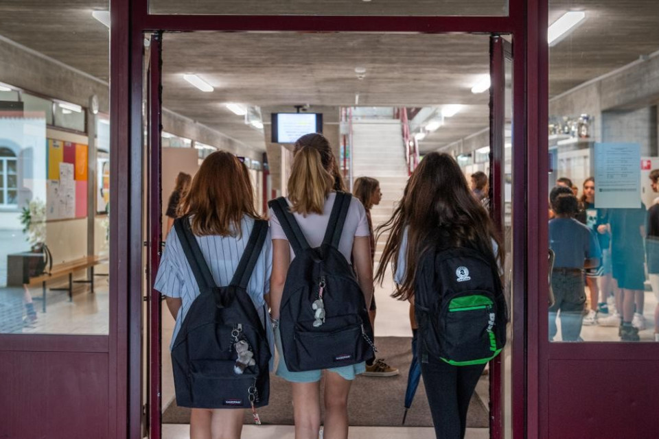 Si apre il nuovo anno scolastico per quasi 55 mila allievi e 7 mila docenti