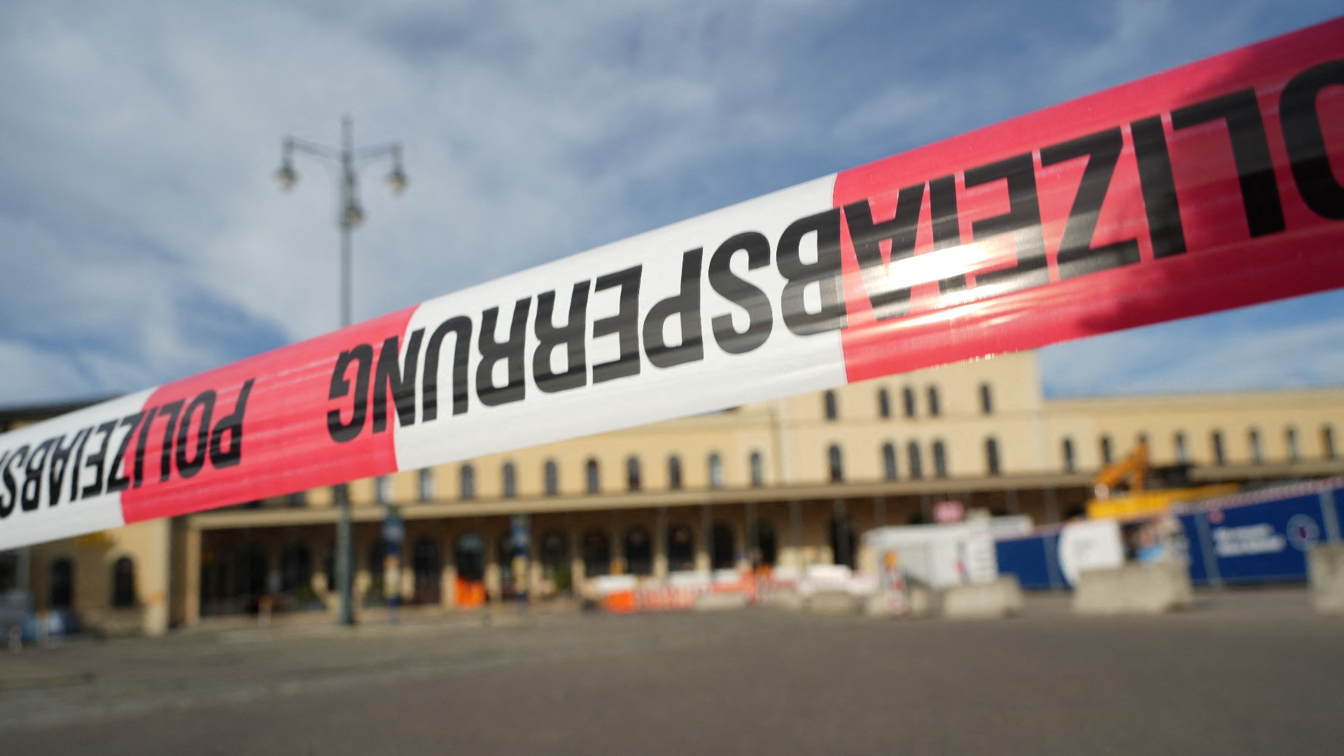 Prima l'esplosione, poi l'oggetto sospetto: che cosa è successo alla stazione di Augusta