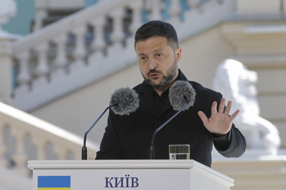 Sparatoria tra dipendenti di due agenzie statali, Zelensky licenzia i vicecapi