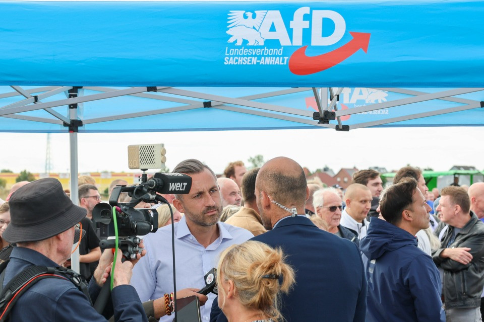 Germania, la crisi politico-sociale spinge l’AFD e il voto anti-sistema