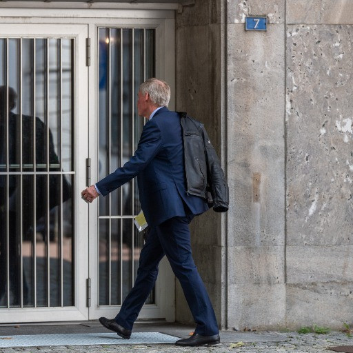 Tra pubblico e privato il confine è nei fatti