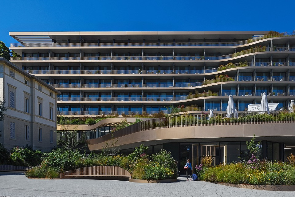 Il cambio di passo degli hotel in città passerà dal quartiere di Loreto