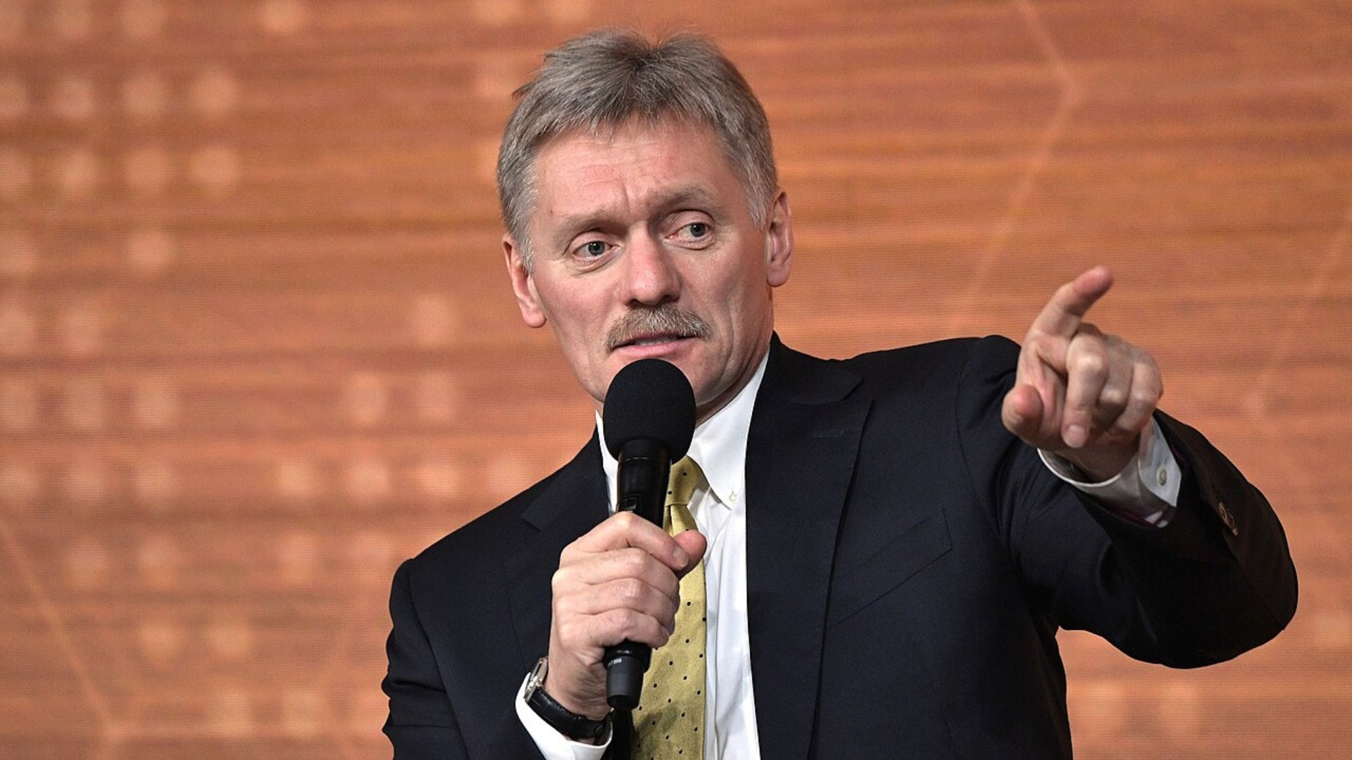 «Zelensky vuole vedere Putin? Venga lui a Mosca»