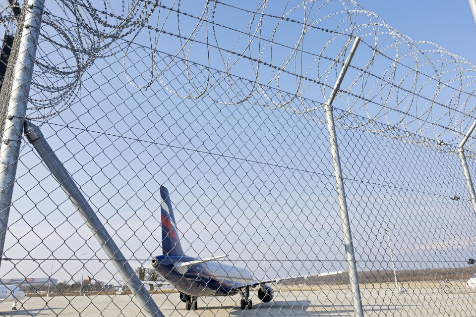 Da 21 milioni a zero: l'Airbus russo che marcisce a Ginevra