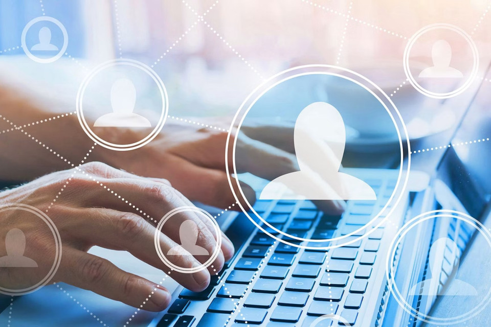 TranspaReg, Quadri chiede di rinviare il nuovo registro