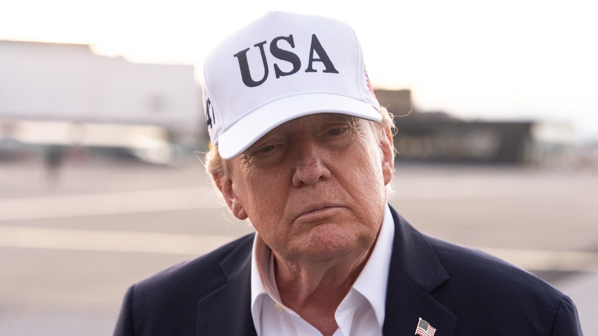 Guerra in Iran, la Camera USA approva lo stop alle operazioni militari di Trump