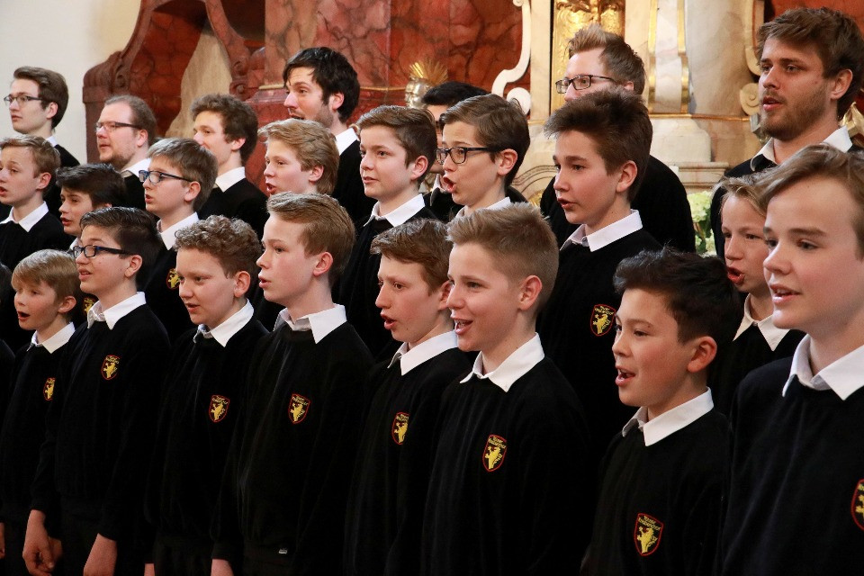 «I registri sonori del coro Tölzer rendono Mozart più splendente »