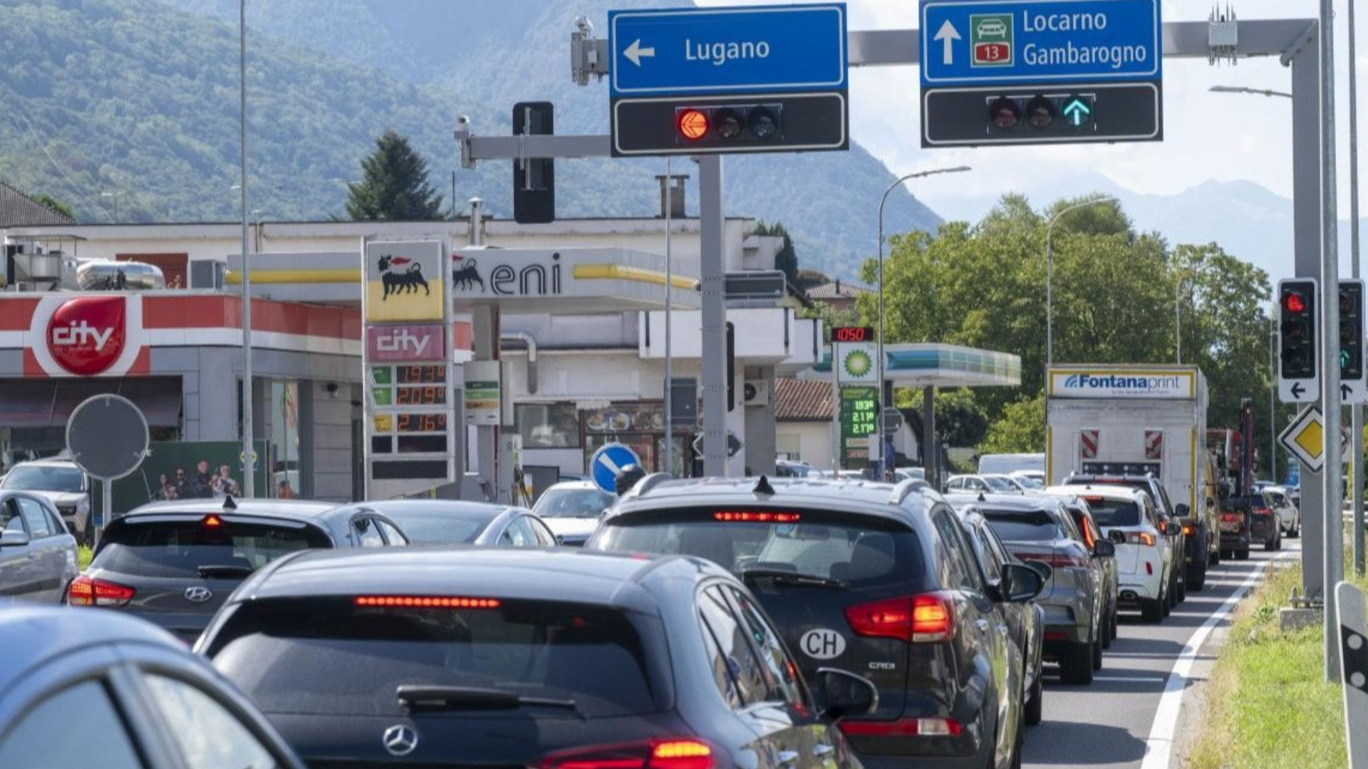 Piano di Magadino, «troppo presto per valutare l'efficacia dei semafori»
