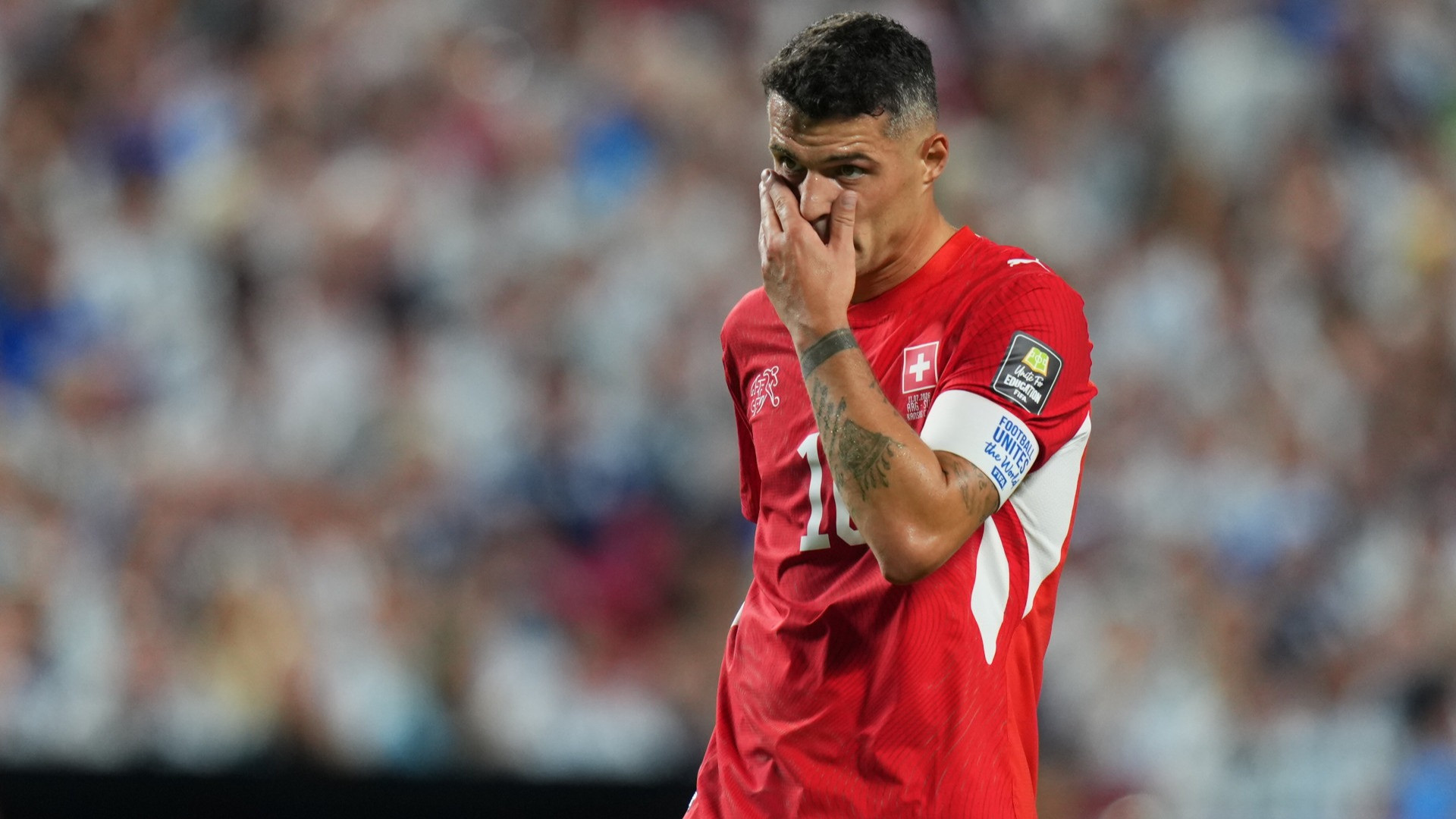 Caso Xhaka, l'ASF cerca di proteggere la squadra: «Era una questione privata»