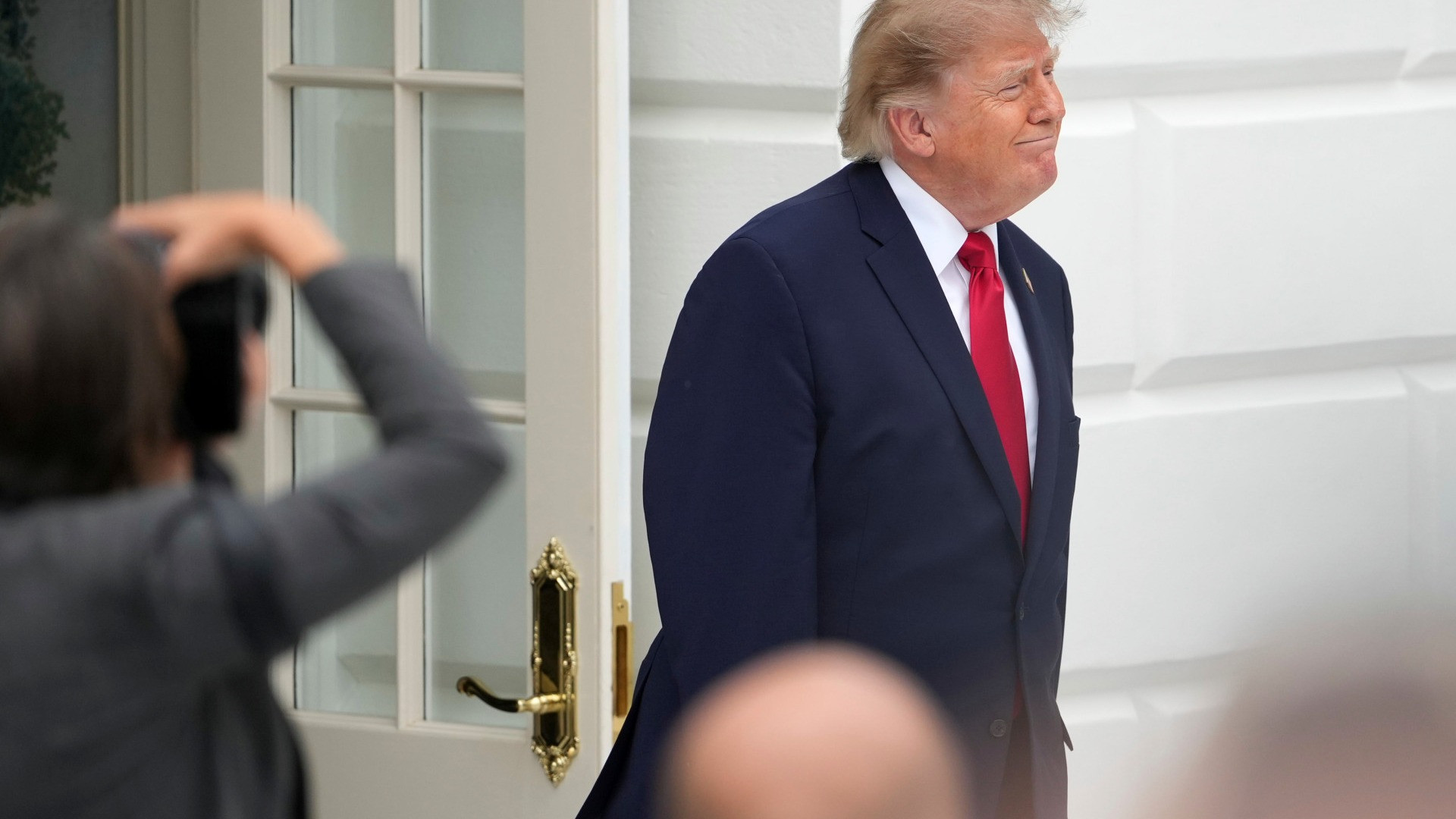 Trump: «In Iran la situazione è critica: non se la passano bene»