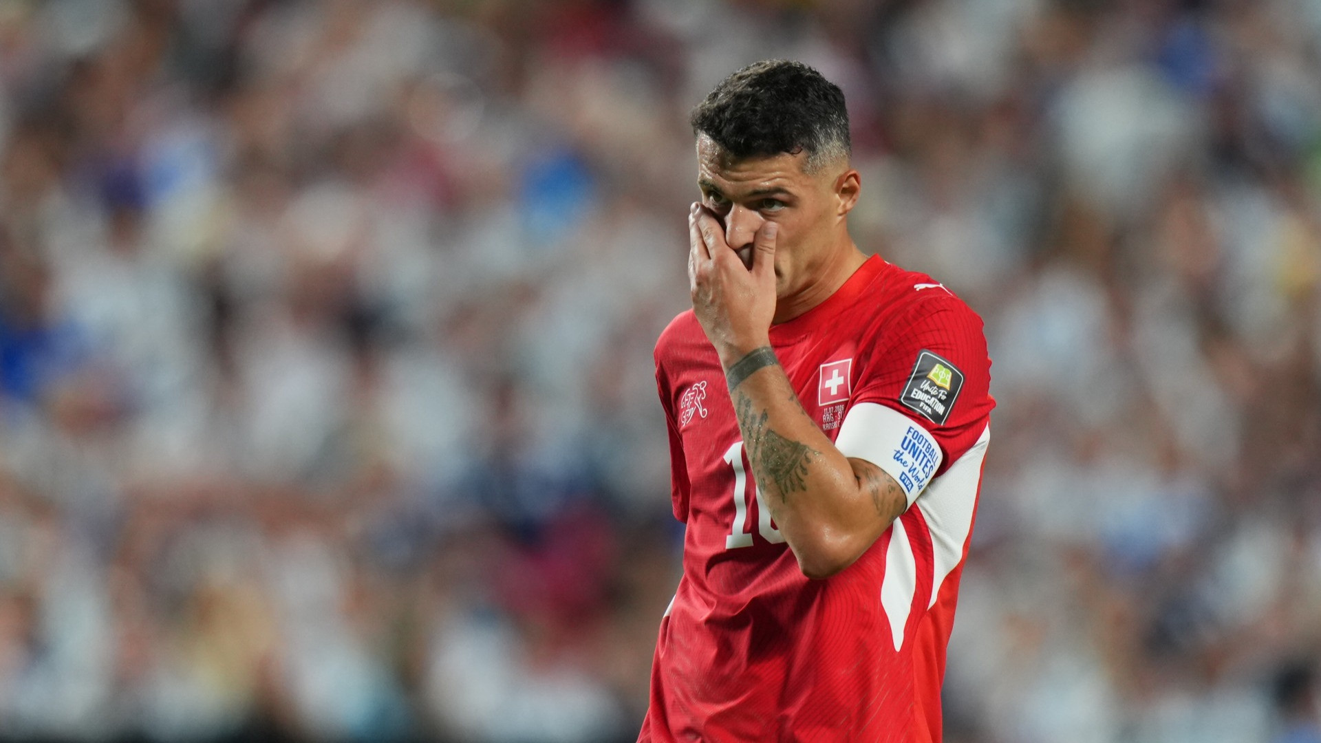 «Nessuno è senza errori»: Taulant Xhaka difende il fratello Granit
