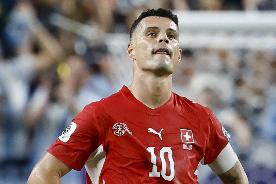 «Le azioni di Xhaka e Fischer mostrano una totale sfiducia verso medici e istituzioni»