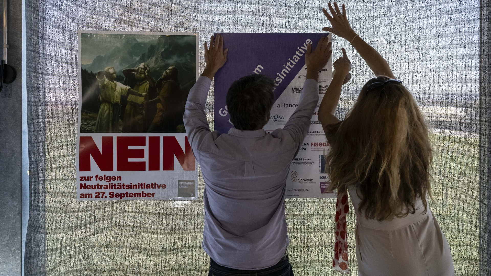 Gli svizzeri hanno deciso: «no» alle iniziative su neutralità e alimentazione