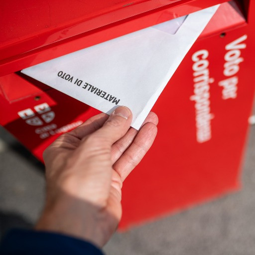 Grigioni, bocciato il diritto di voto a 16 anni