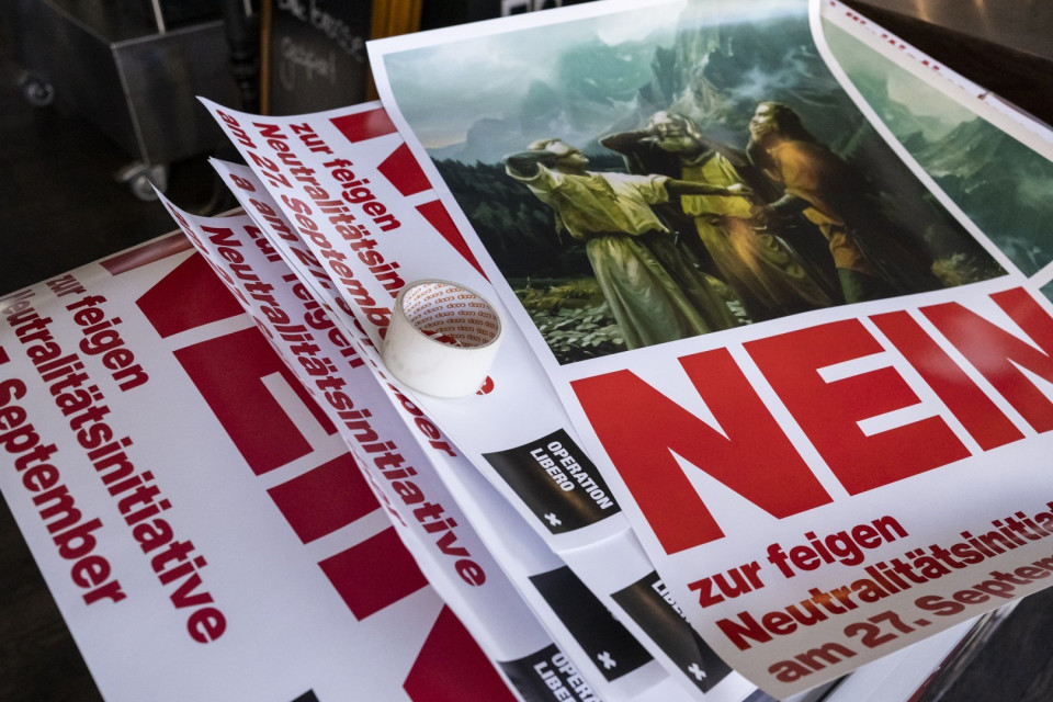 Neutralità, per la stampa svizzera «una sconfitta totale» per l'UDC