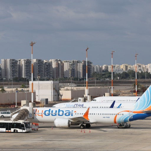 Parla un passeggero del volo FlyDubai: «Ci stavamo per schiantare, ho pensato fosse tutto finito»