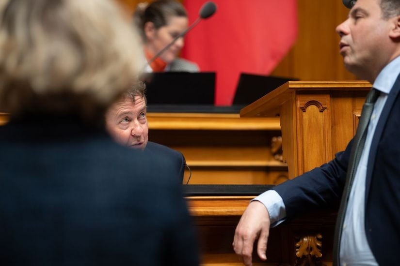 Canicola e siccità, sinistra e centro contro Rösti