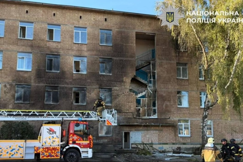 Colpita una scuola a Kiev, «i bambini erano già in un rifugio»