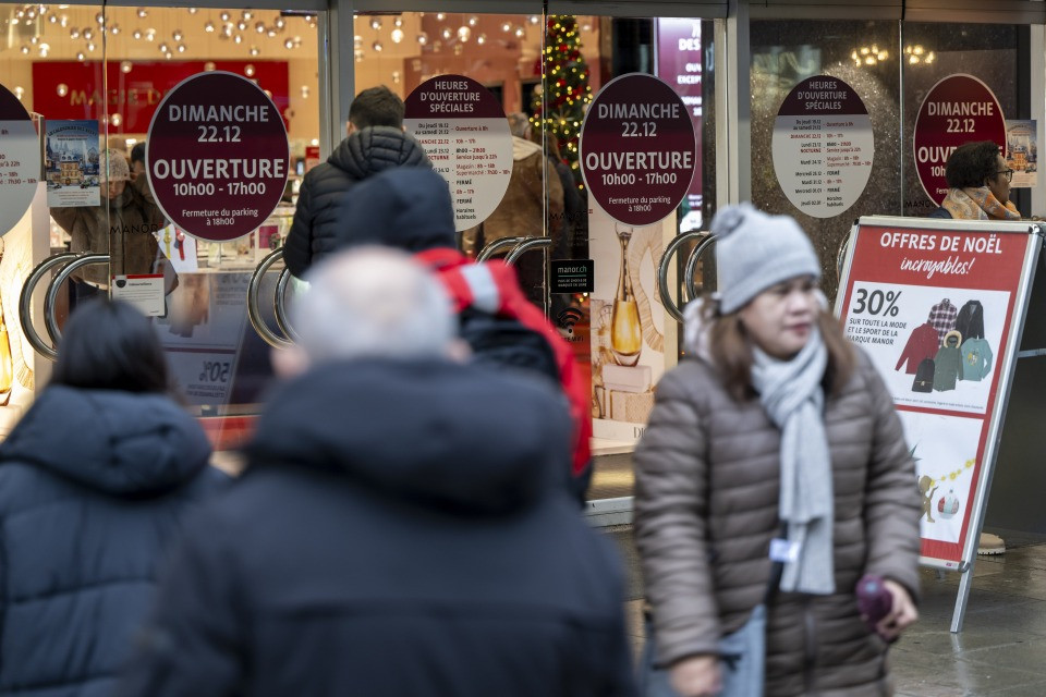 Shopping tutto il weekend, la porta è rimasta aperta