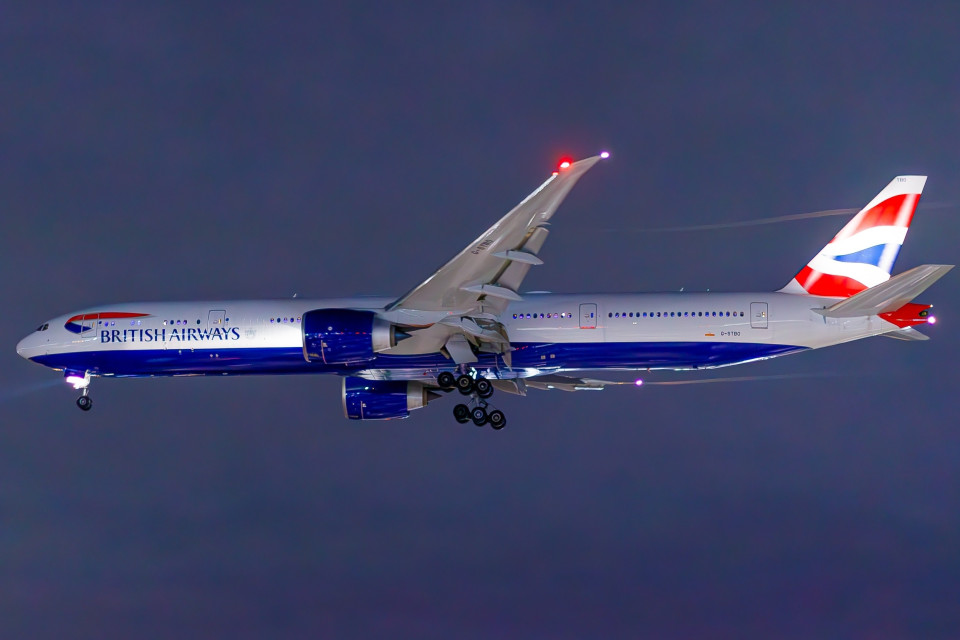 Aereo British Airways rientra a Londra per una panne di pressurizzazione