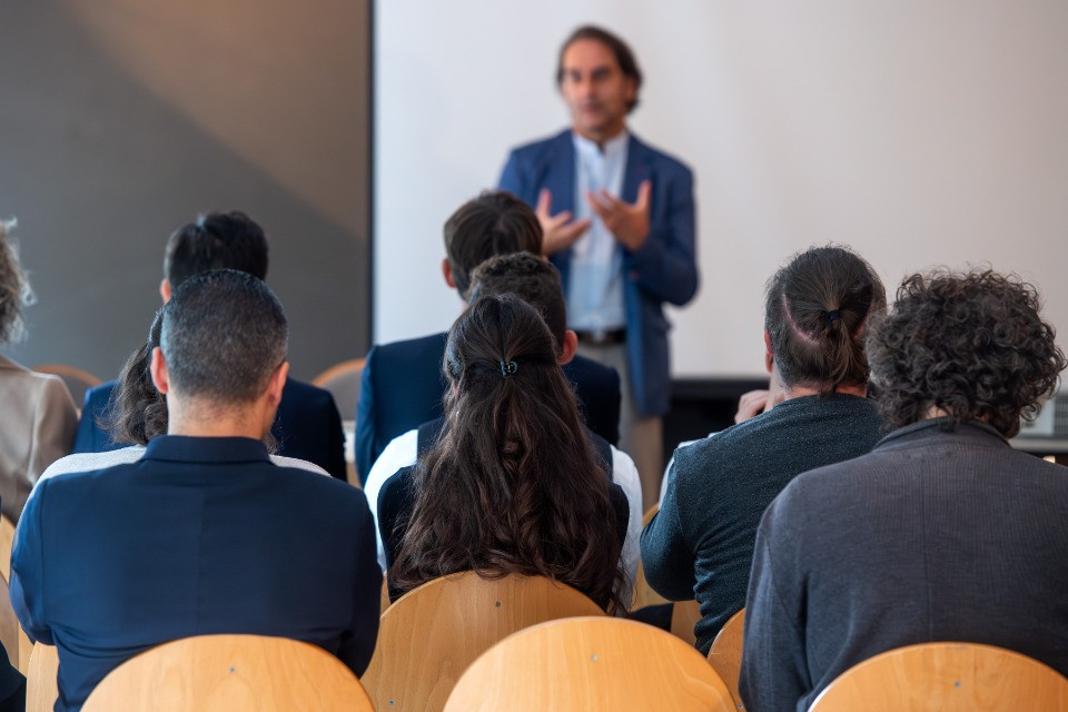 Alberghi, a Lugano si valutano soluzioni per chi non verrà riassunto