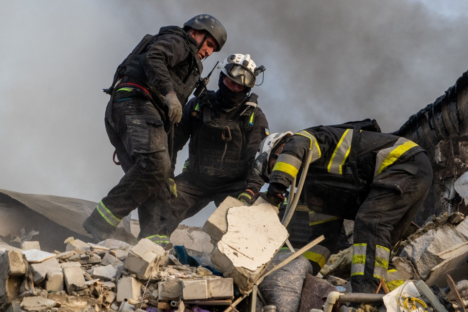 Attacco missilistico russo nella notte su Kiev, due morti