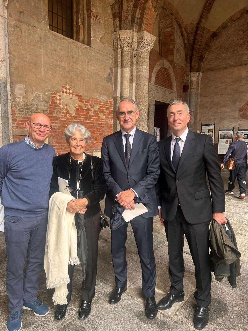 Da sinistra: Patrick Trancu; Evi Volpato, all’epoca responsabile SAS per i rapporti con i familiari; Roberto Maiorana, all’epoca country manager SAS per l’Italia; Chris Shern, country manager SAS per l’Italia negli anni 2010.