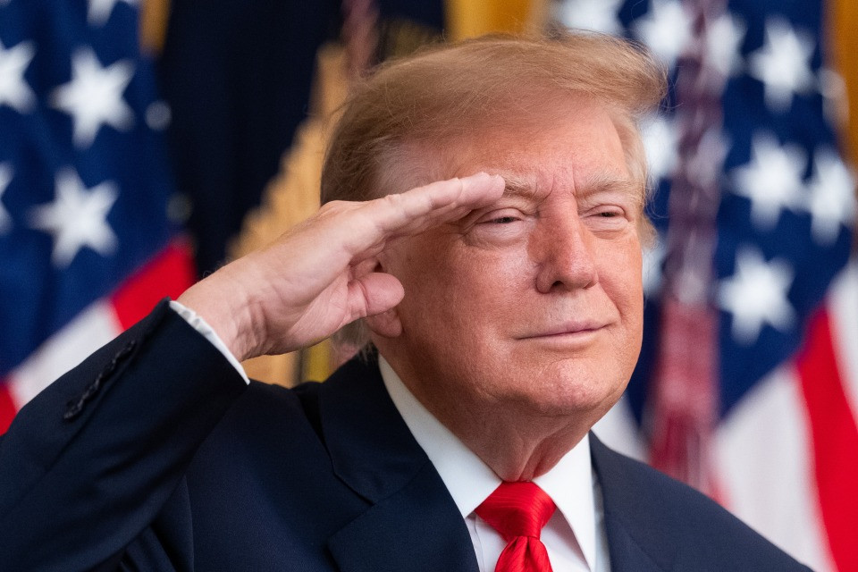 Donald Trump sospende temporaneamente le sanzioni sul diesel russo