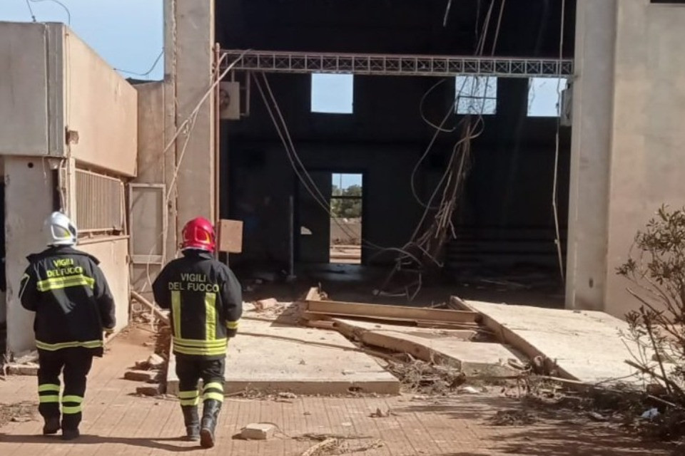 Maltempo in Italia, doppia tromba marina nel Trapanese: colpita anche una scuola
