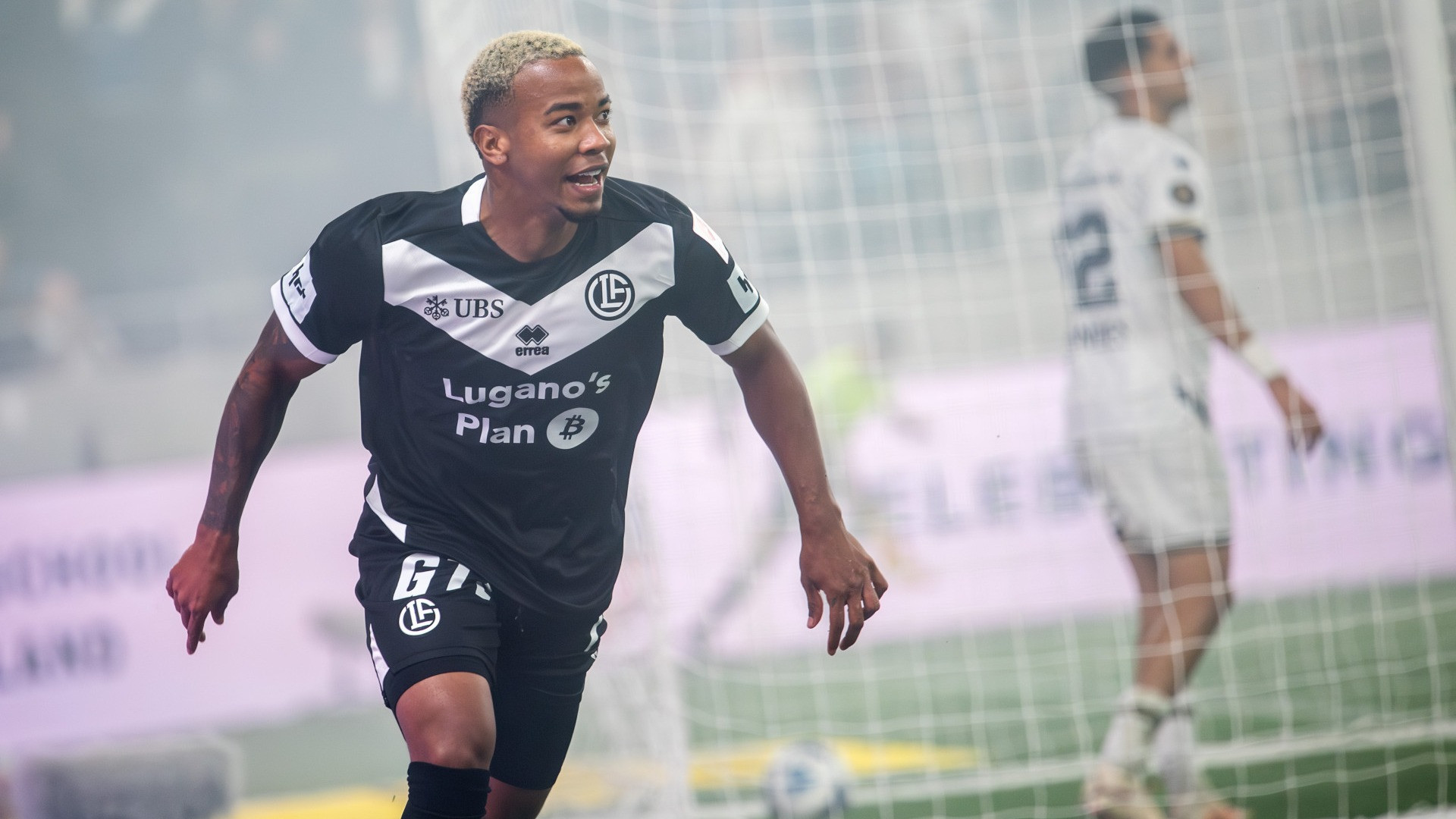 Dos Santos illumina, Beckham Castro balla la cumbia, Steffen maluccio