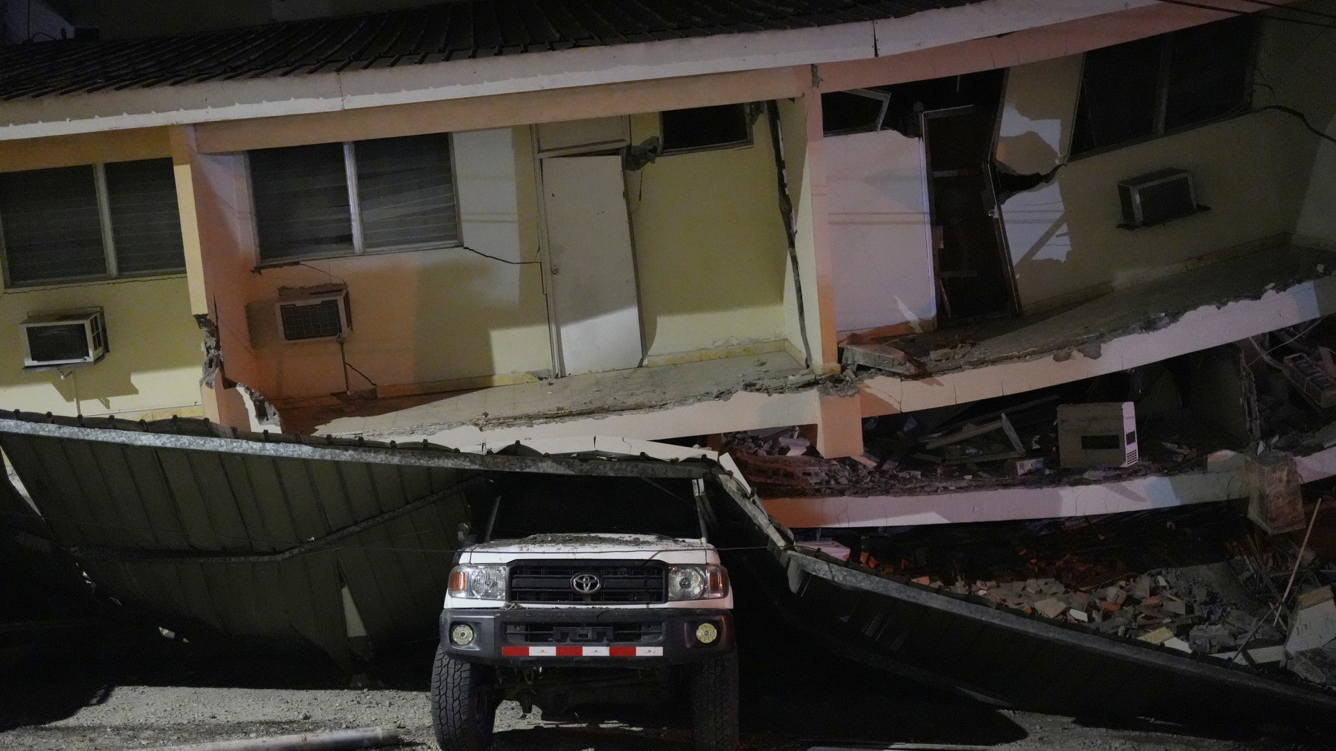 Terremoto a Panama, almeno 27 feriti e oltre 400 edifici coinvolti