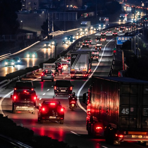 Semafori alle rampe autostradali, l’USTRA valuta oltre 120 siti