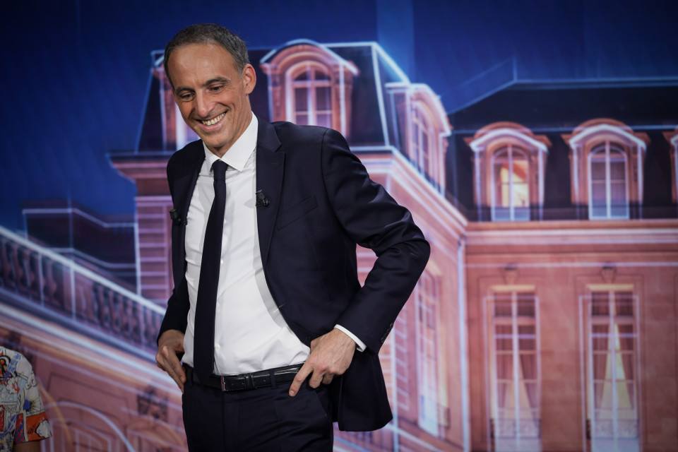 Glucksmann conquista le primarie socialdemocratiche al primo turno