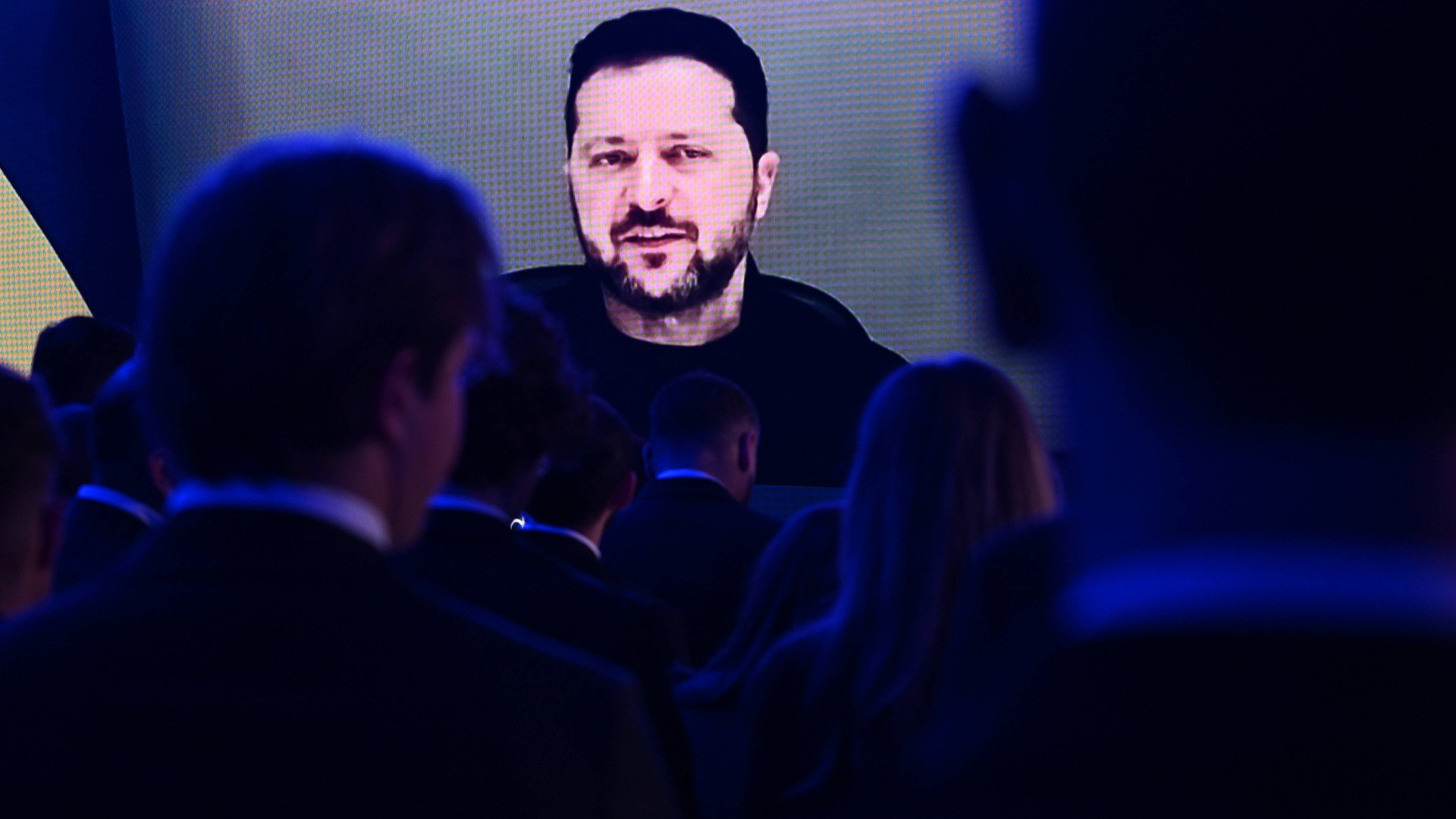 Colpita una centrale termoelettrica a Kiev, Zelensky: «Ancora una volta gli alleati non ci hanno avvertiti»