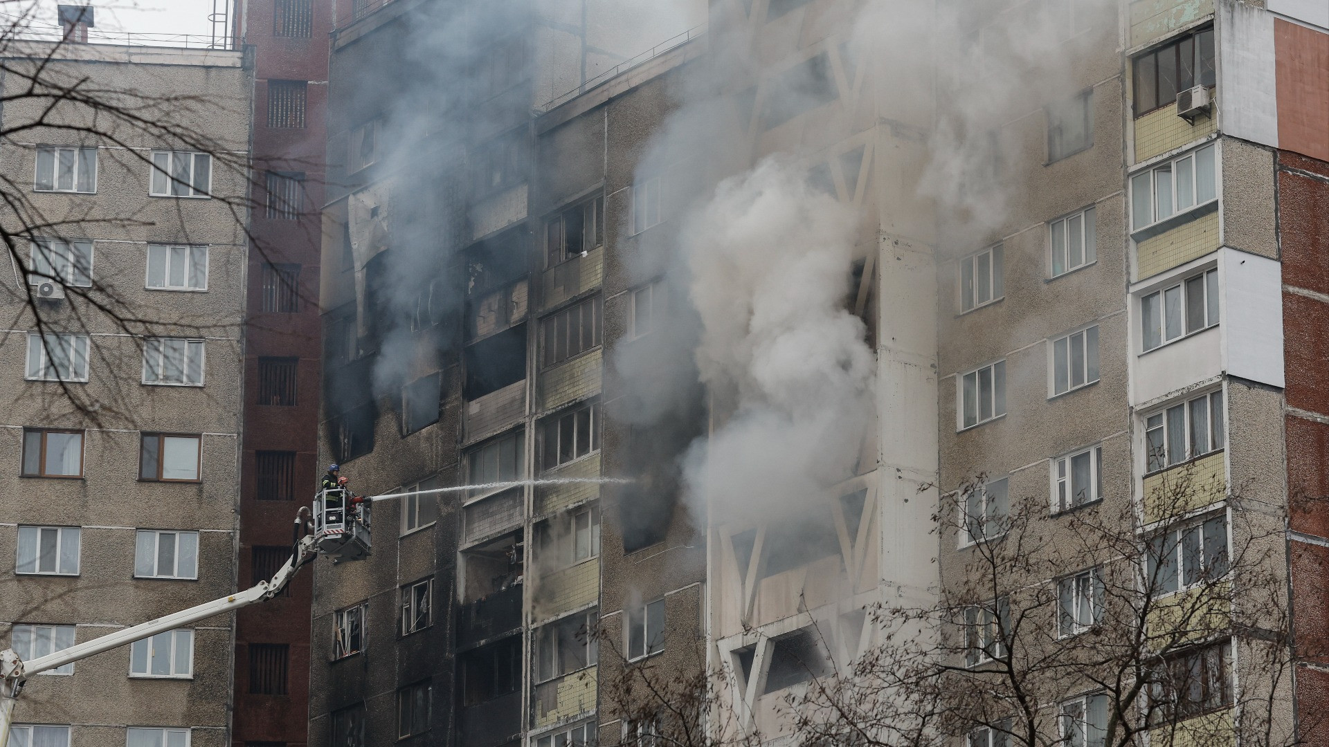 Kiev sotto attacco russo, almeno tre morti e oltre 20 feriti
