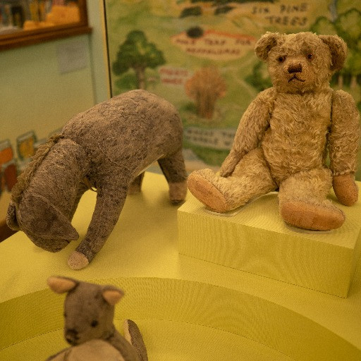 Il Regno Unito rivuole l'orsetto Pooh dalla New York Public Library