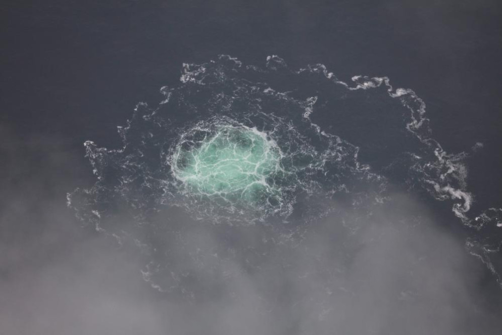 La fuga di gas che affiorava sulla superficie del mar Baltico. © Swedish Coast Guard / AP