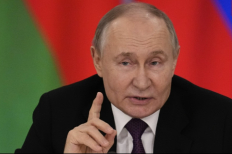 Putin: «La conquista di tutto il Donetsk rimane tra i principali obiettivi»