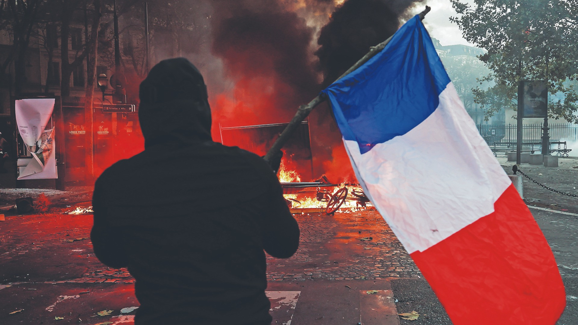 Dopo le violenze, la Francia è sull’orlo di una crisi di nervi