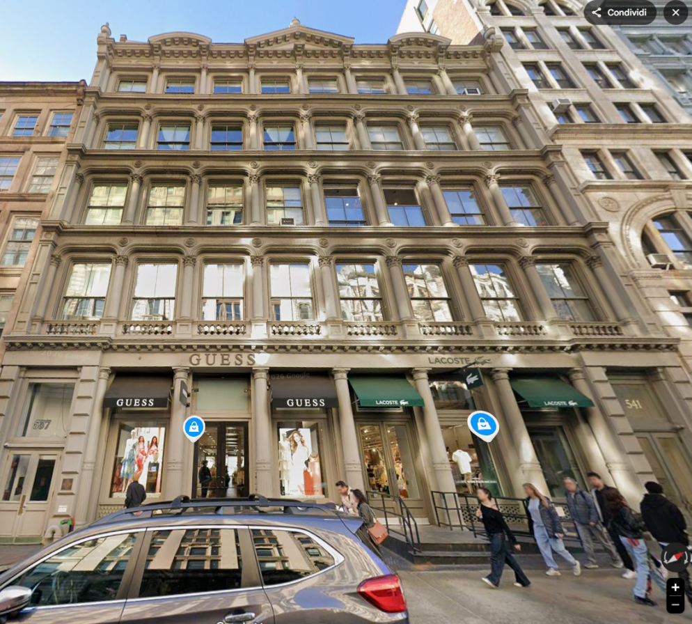 Da Google Maps: Eden's Expressway. Quarto piano, 537 Broadway, downtown Manhattan. È qui che le strade di Ariella Vidach e Claudio Prati si sono incrociate.