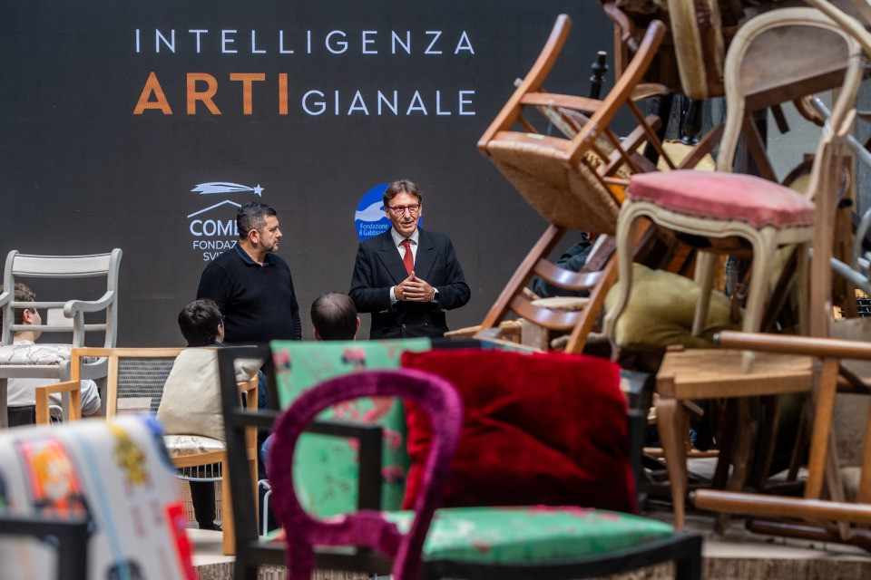 Sedie vuote a Palazzo Civico per dare un futuro ai giovani NEET