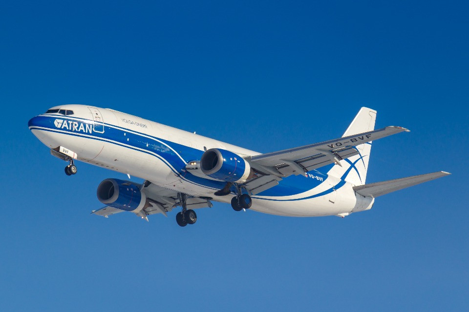 «Nessuno paga»: il Boeing russo fermo a Colonia dal 2022