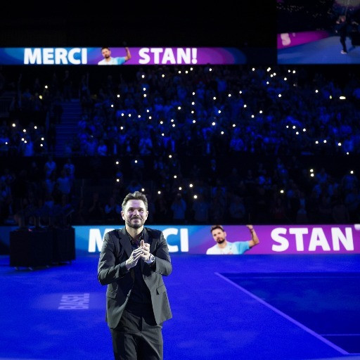 Wawrinka riceve il caldo abbraccio di Basilea