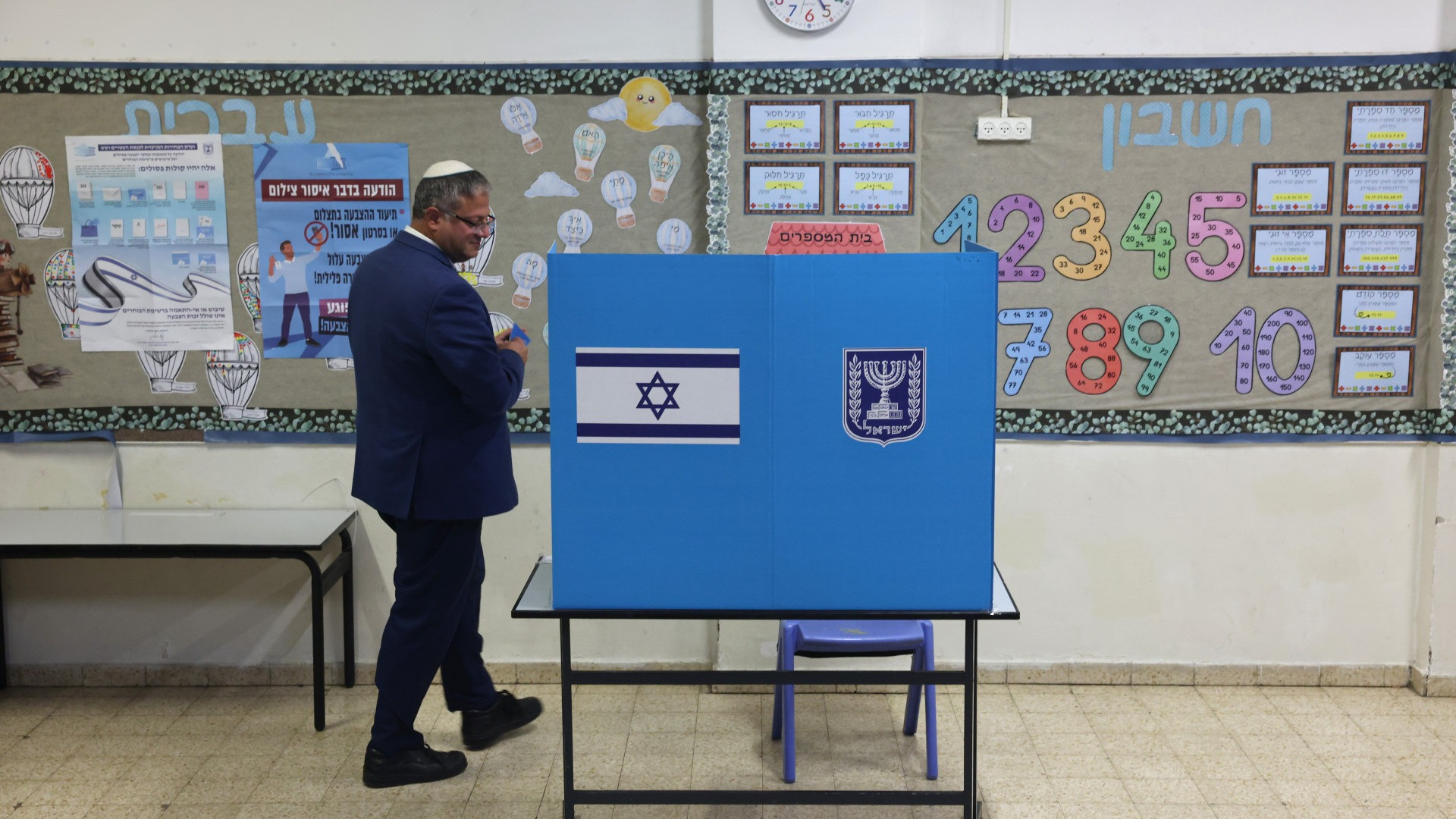 Israele, aperti i seggi per il rinnovo della Knesset