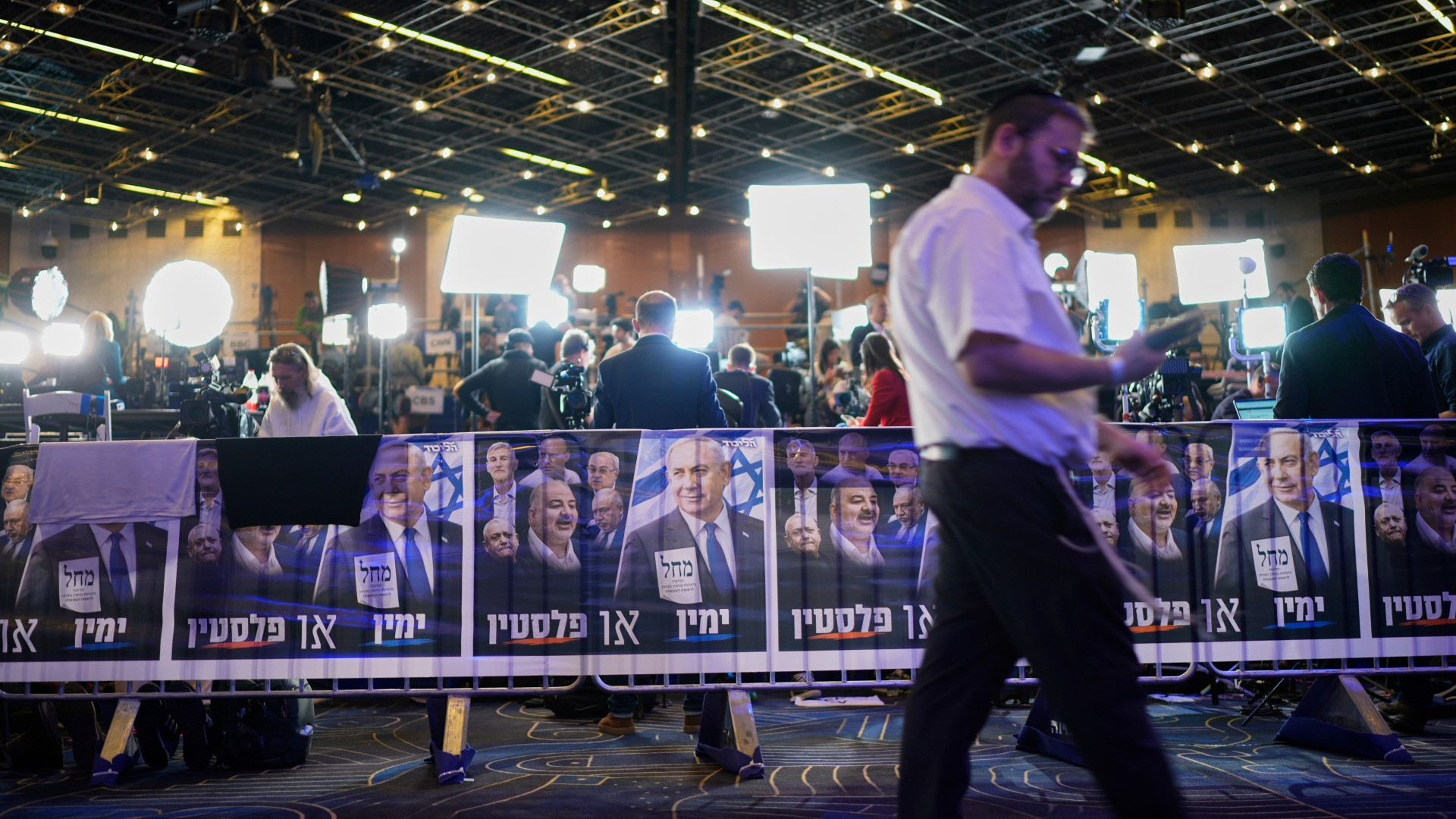 Elezioni in Israele, primi exit poll: l'opposizione in vantaggio rispetto a Netanyahu