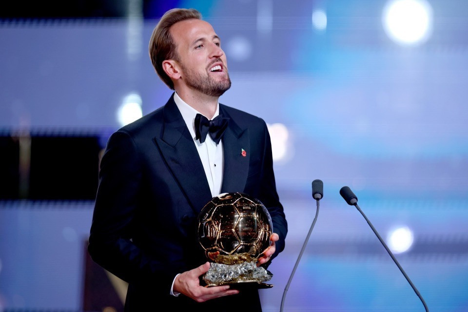 Harry Kane vince il Pallone d'Oro 2026