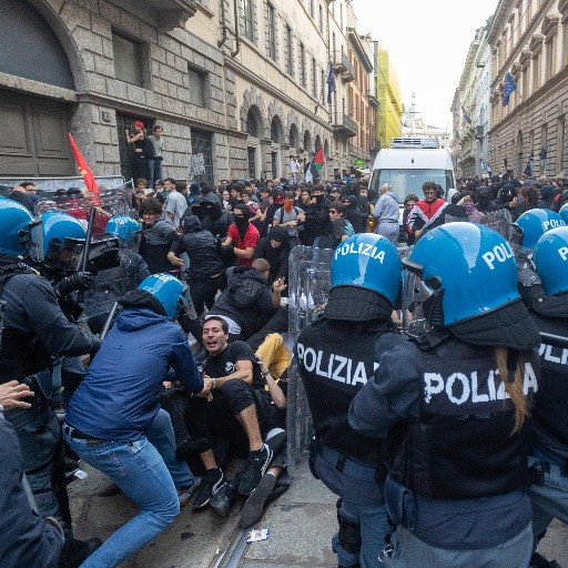 Proteste a Milano: «Il disagio non spiega tutto»