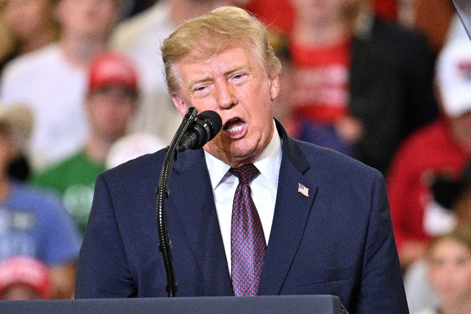 Il tycoon: «Lo Stretto di Hormuz prima o poi sarà lo Stretto di Trump»