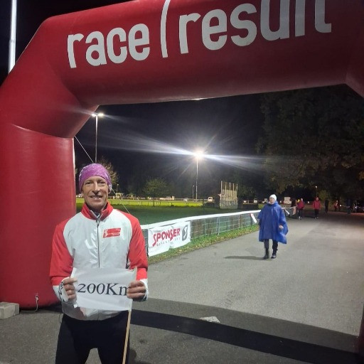 Il leventinese Matteo Tenchio è vicecampione svizzero di ultramaratona: 278 chilometri in 48 ore